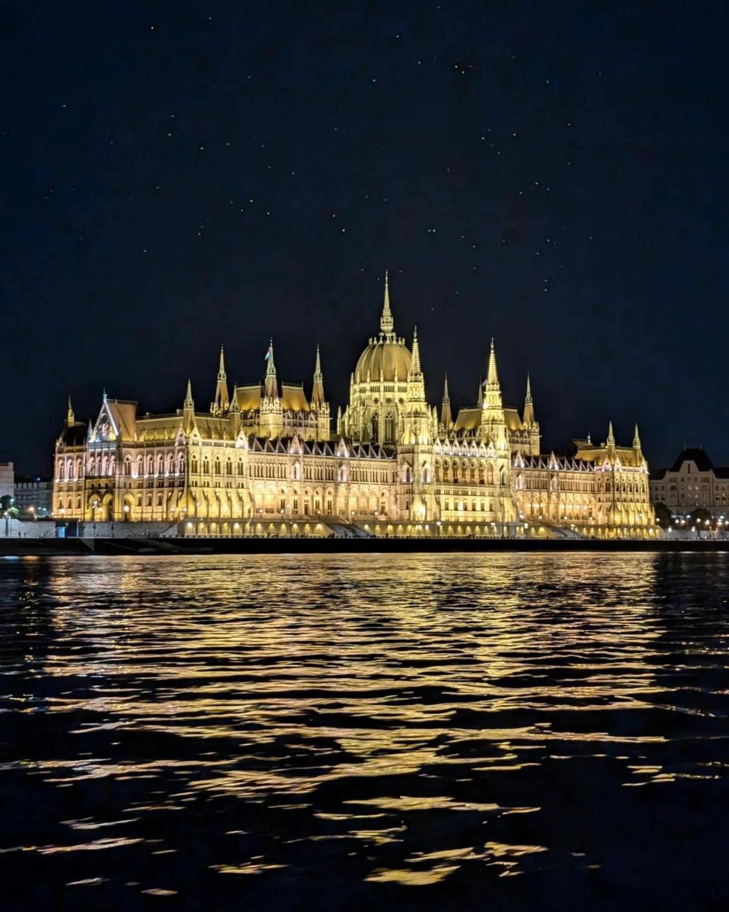 Premium Apartment By The Danube With Ac Budapest Extérieur photo